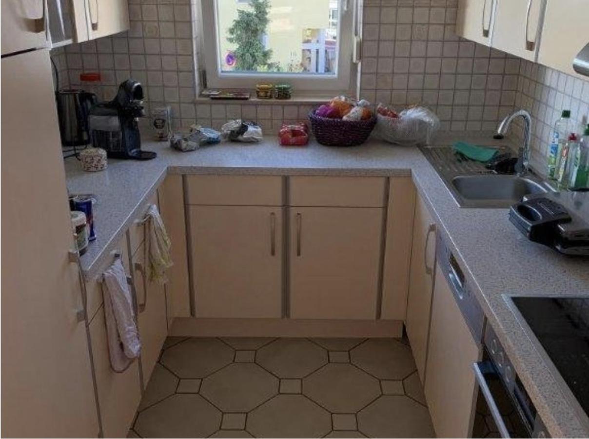 Sonnige 3 Zimmer Wohnung mit schönem Balkon im Grünen Reutlingen Exterior foto